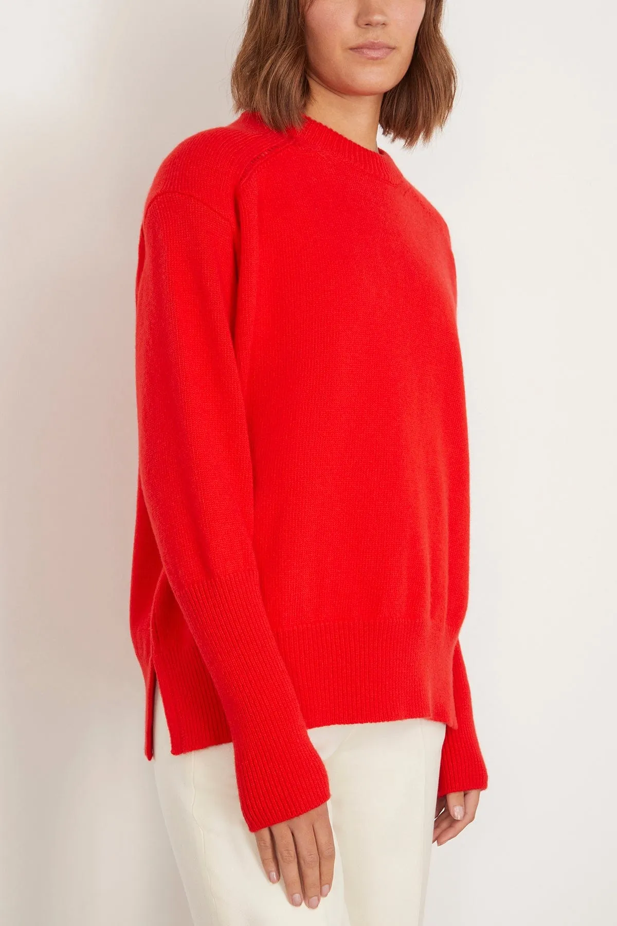 Fine Wool Knit Crew Neck Sweater in Scarlet