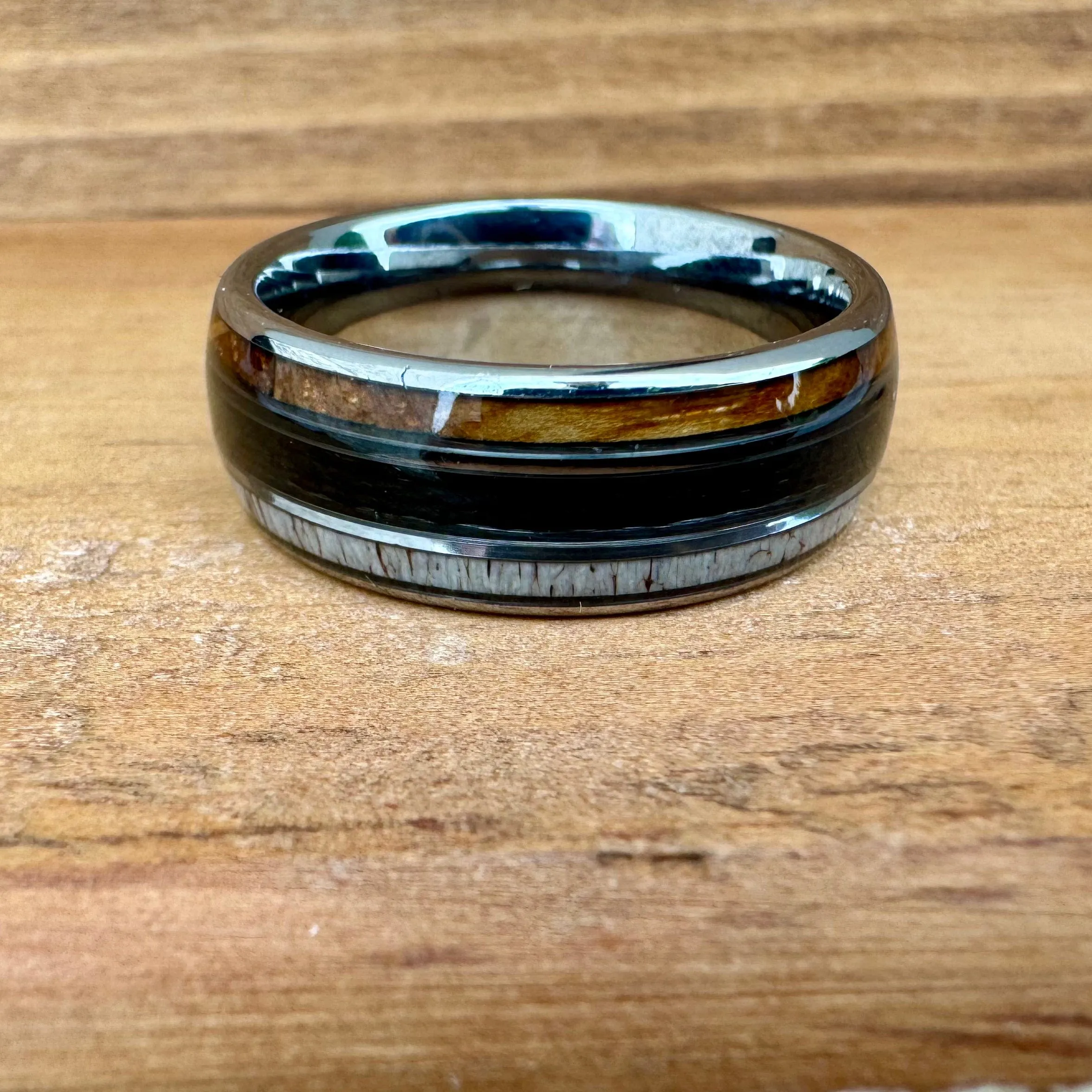 “The Sportsman” ✓Kentucky Bourbon Barrel Ring™✓Fishing Line ✓Antler ✓Tungsten